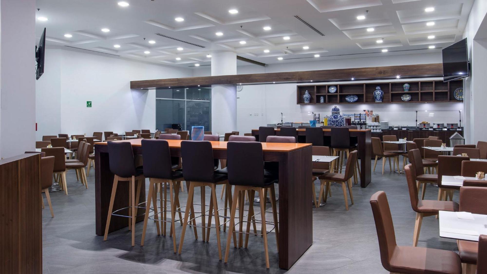 Express By Ihg Hotel Puebla