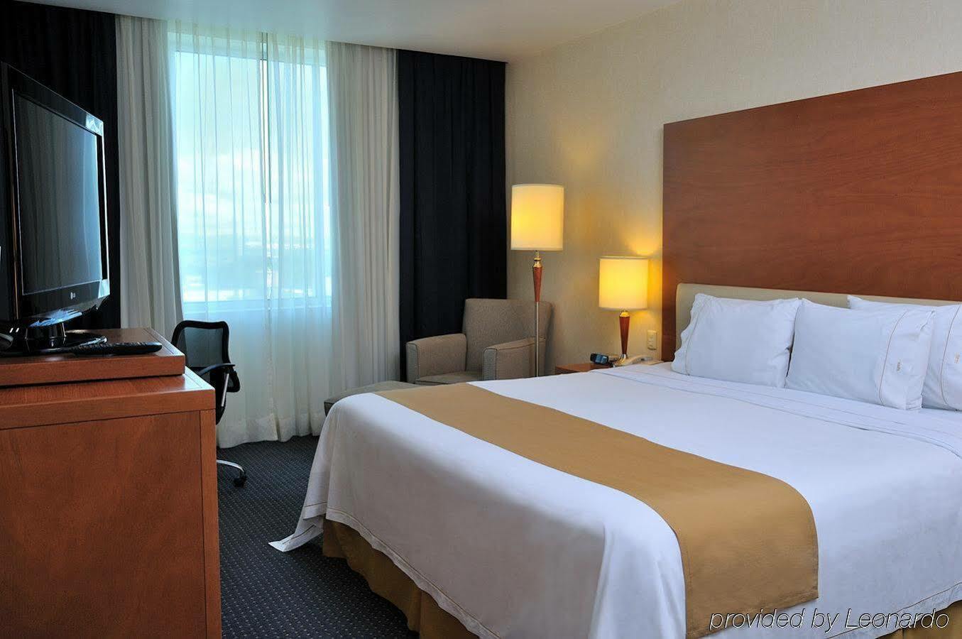 Express By Ihg 4*