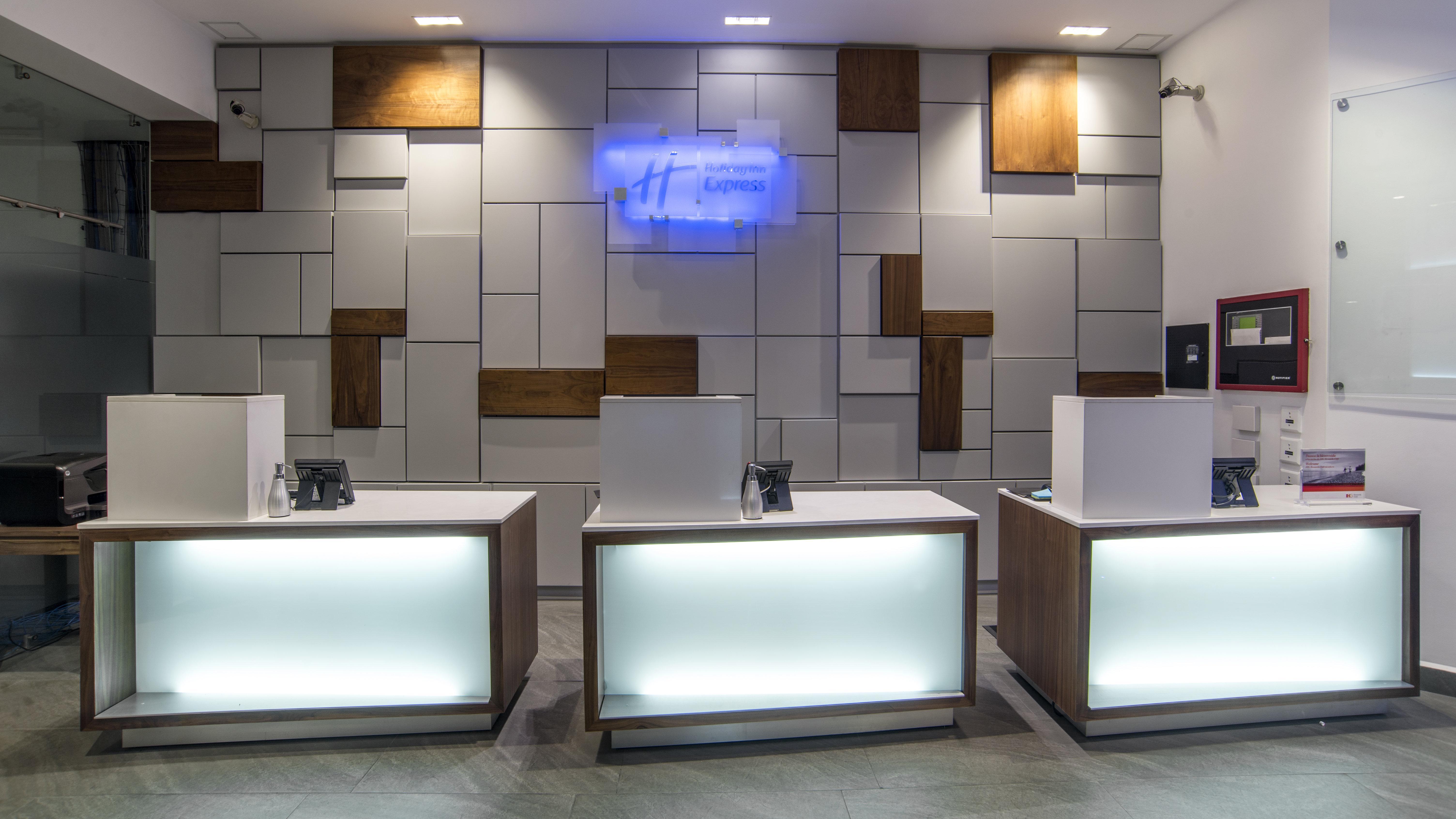 Hotel Express Puebla, An Ihg 4*